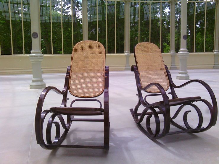 rocking-chairs-522757_1280_opt